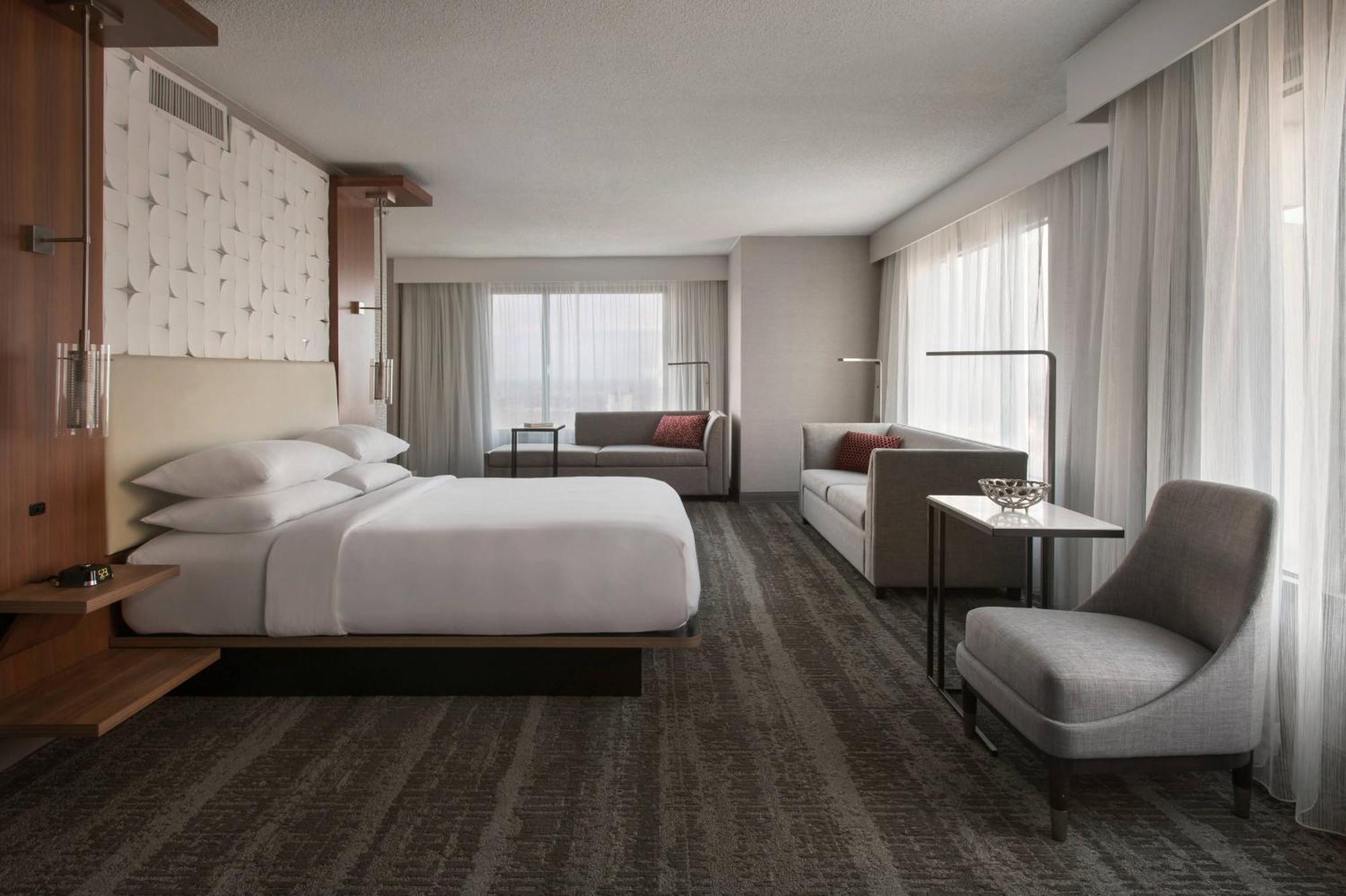 Norfolk Waterside Marriott Hotel Exterior photo